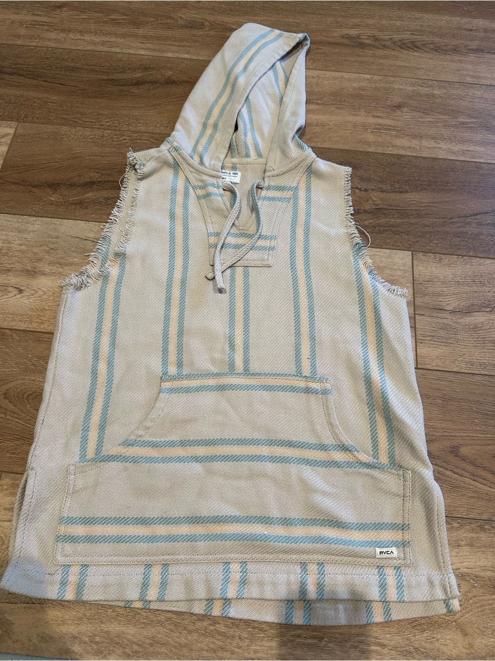 RVCA Pueblo Player Sleeveless Poncho